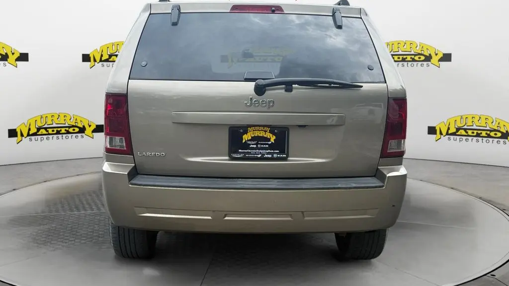 2006 Jeep Grand Cherokee Laredo