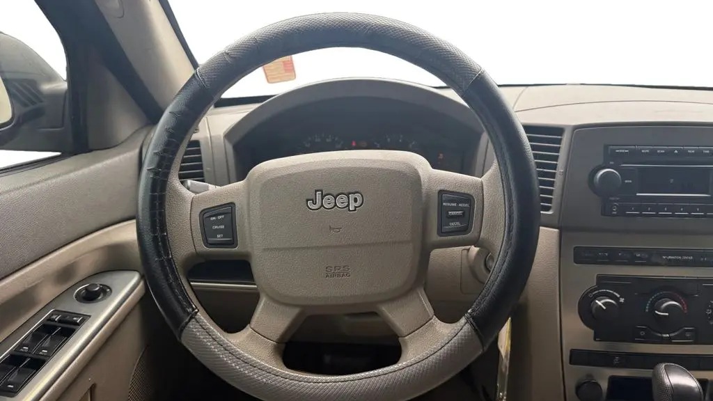 2006 Jeep Grand Cherokee Laredo