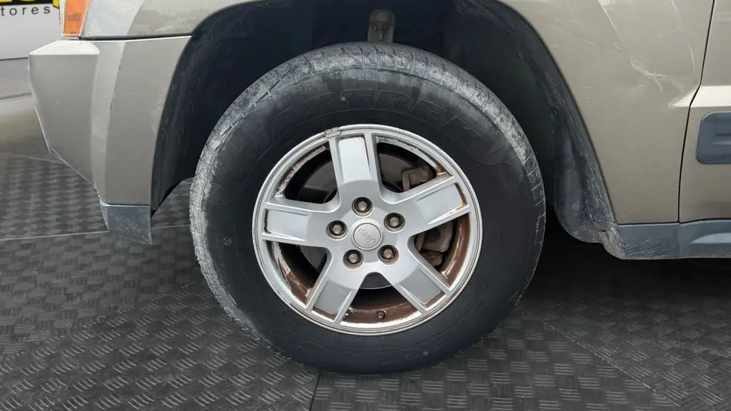 2006 Jeep Grand Cherokee Laredo