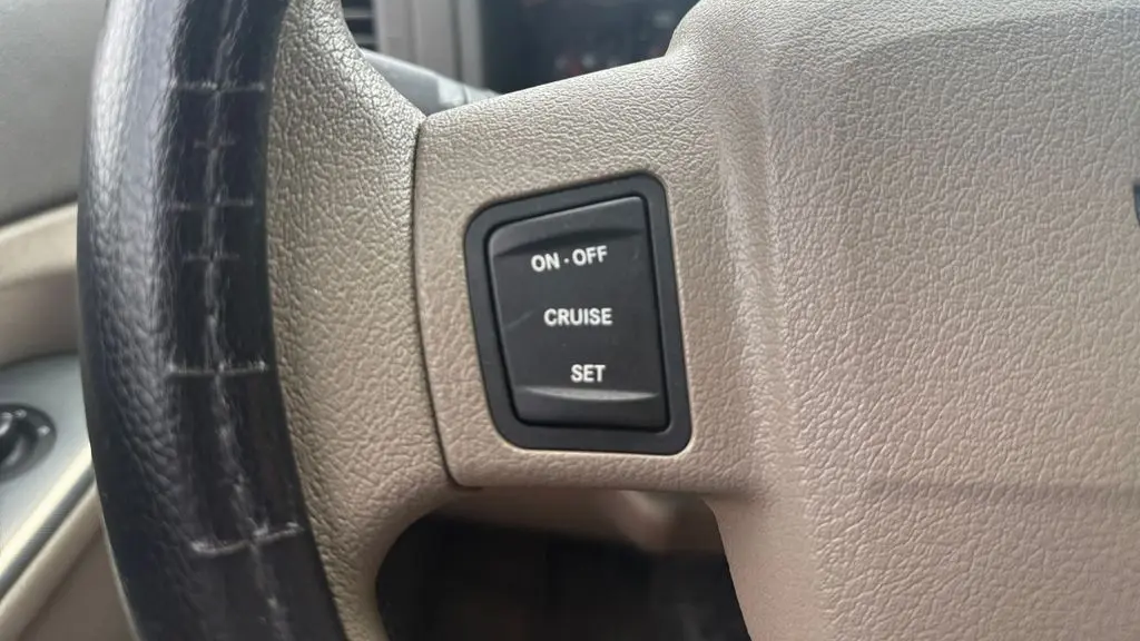 2006 Jeep Grand Cherokee Laredo