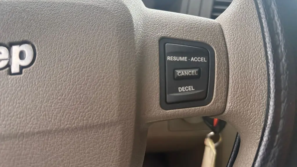 2006 Jeep Grand Cherokee Laredo