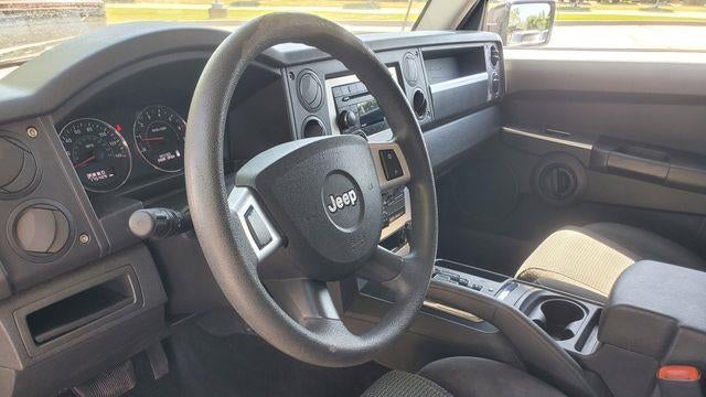2008 Jeep Commander Sport