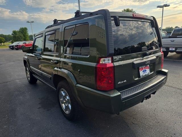 2007 Jeep Commander - $2,990