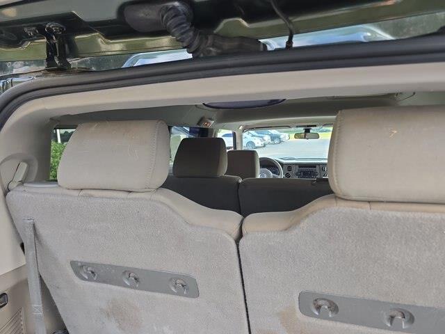 2007 Jeep Commander - $2,990