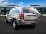 2005 Grand Cherokee Thumbnail 4