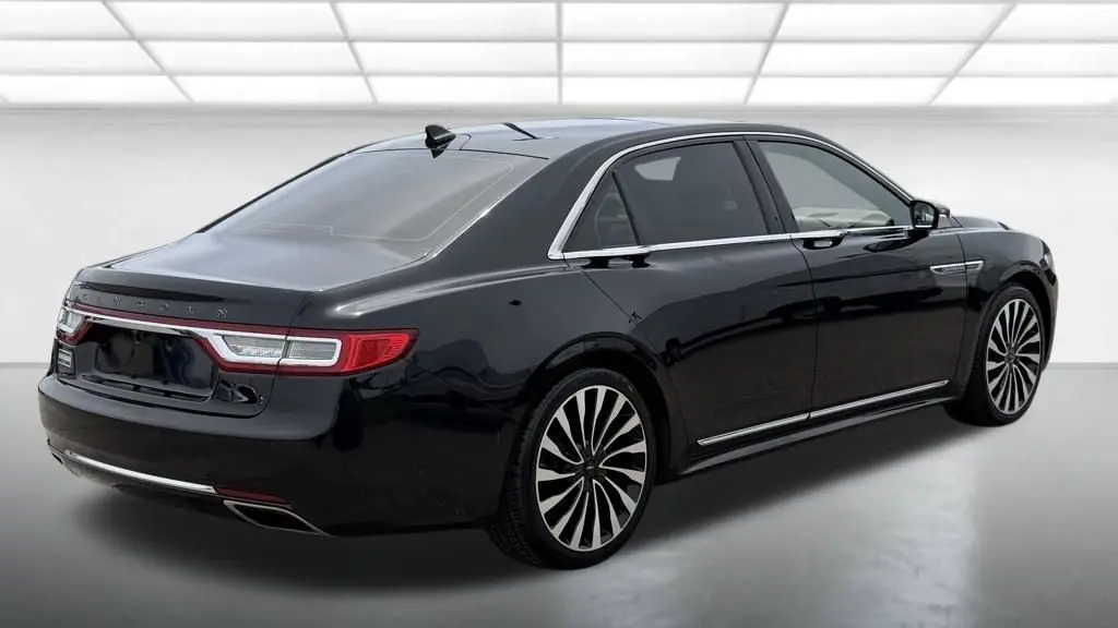 2019 Lincoln Continental Black Label