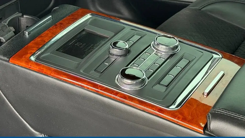 2019 Lincoln Continental Black Label