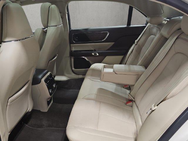 2018 Lincoln Continental - $23,000