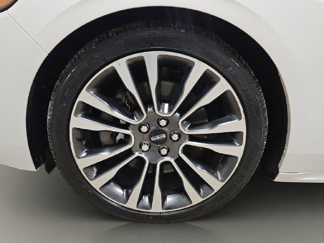2018 Lincoln Continental - $23,000