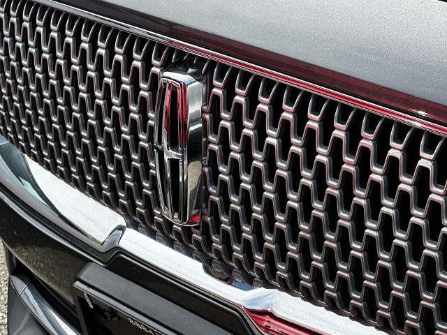 2017 Lincoln Continental - $22,990