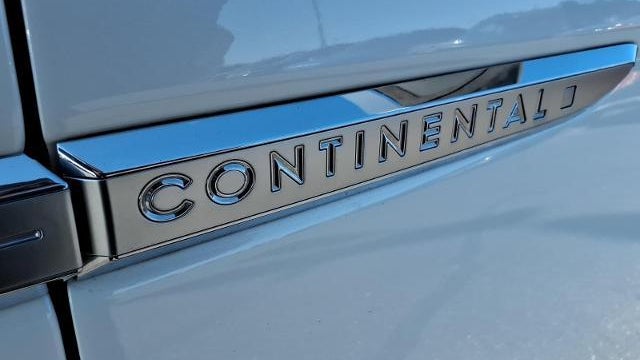 2020 Lincoln Continental Reserve