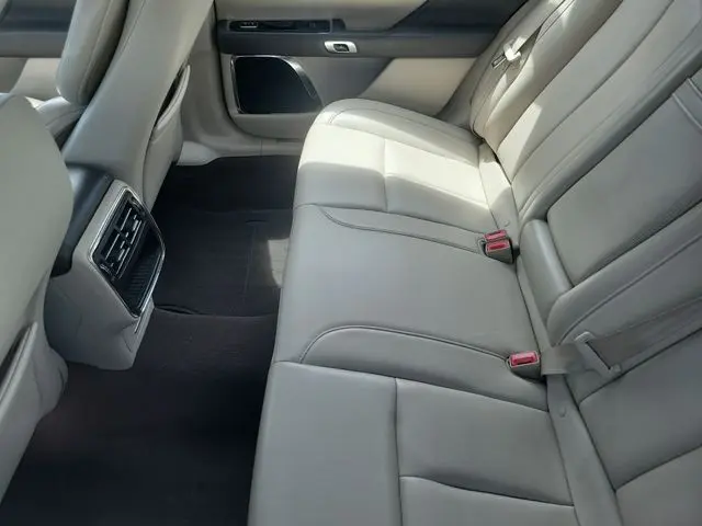 2020 Lincoln Continental - $15,550