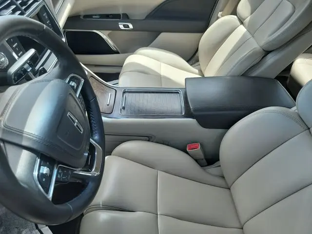 2020 Lincoln Continental - $15,550