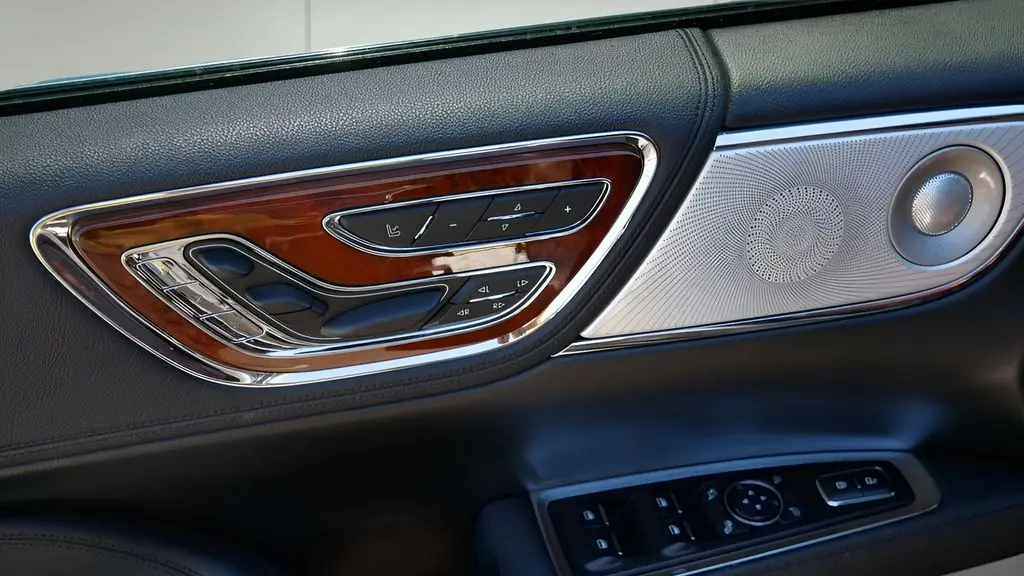 2020 Lincoln Continental Reserve