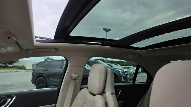 2017 Lincoln Continental Reserve
