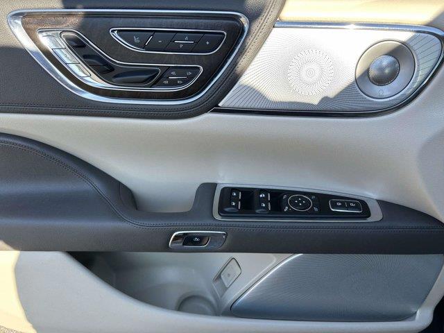 2020 Lincoln Continental - $21,990