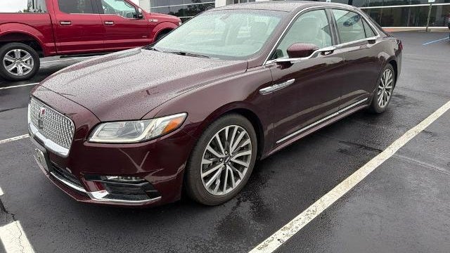 2017 Lincoln Continental Select