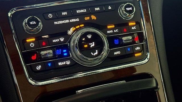 2018 Lincoln Continental Select