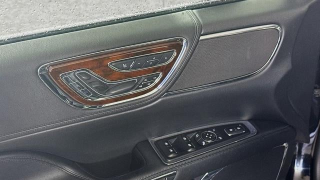 2018 Lincoln Continental Select