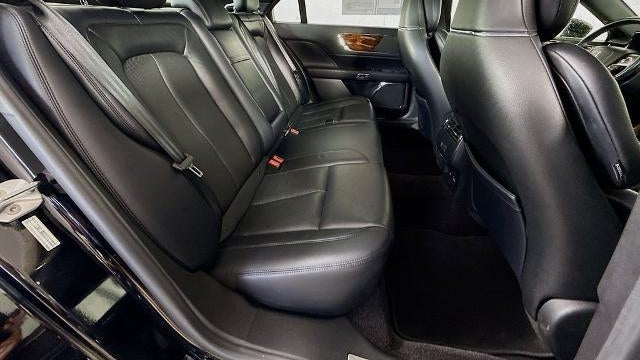 2018 Lincoln Continental Select