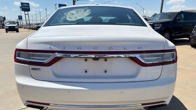 2017 Lincoln Continental Select