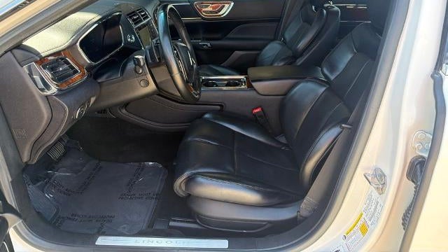 2017 Lincoln Continental Select
