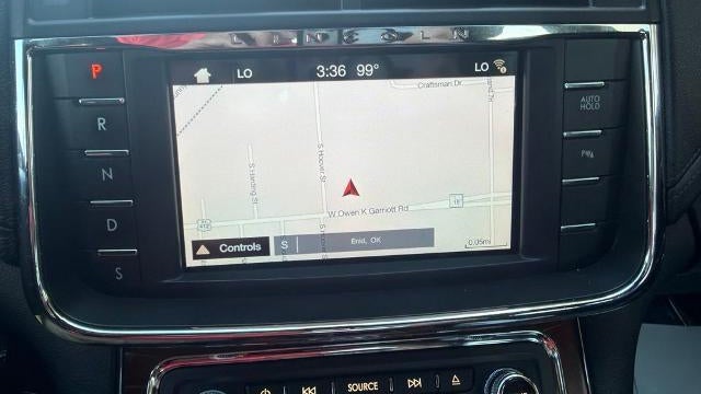 2017 Lincoln Continental Select