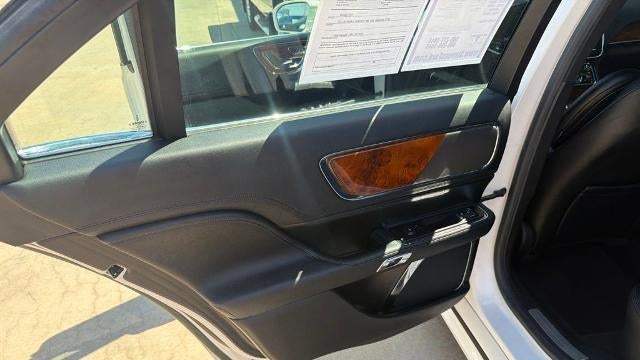 2017 Lincoln Continental Select