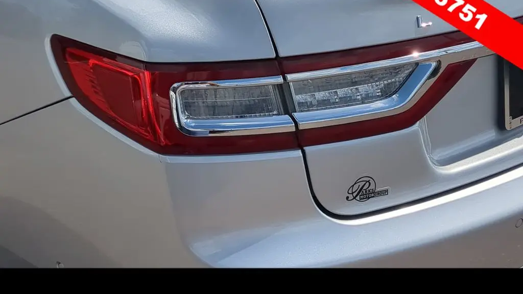 2018 Lincoln Continental Select