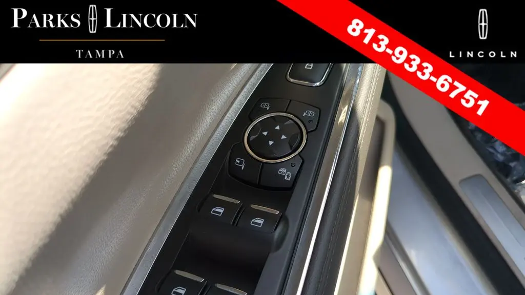 2018 Lincoln Continental Select