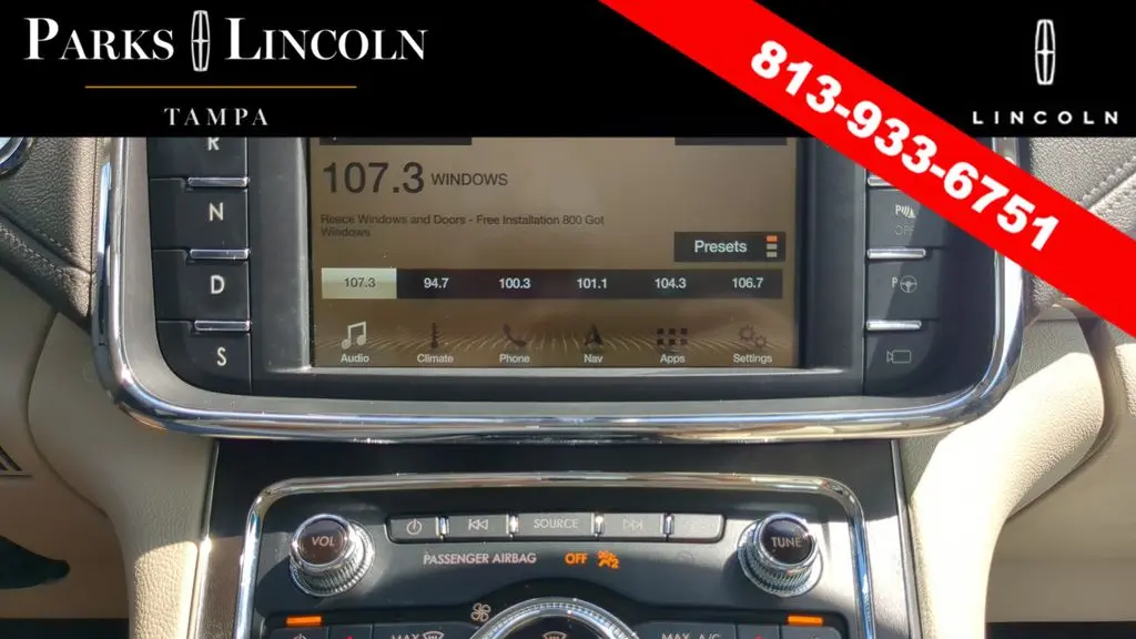 2018 Lincoln Continental Select