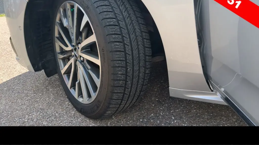 2018 Lincoln Continental Select