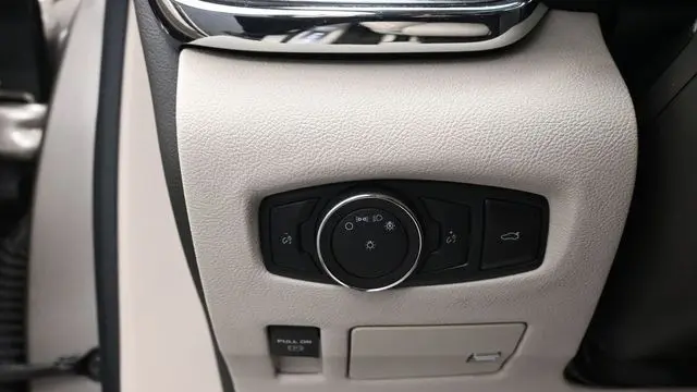 2019 Lincoln Continental Select