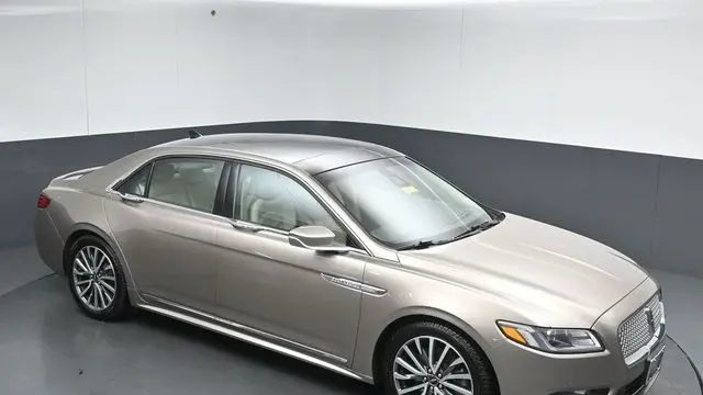2019 Lincoln Continental Select
