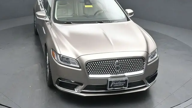 2019 Lincoln Continental Select