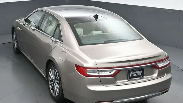 2019 Lincoln Continental Select