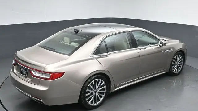 2019 Lincoln Continental Select