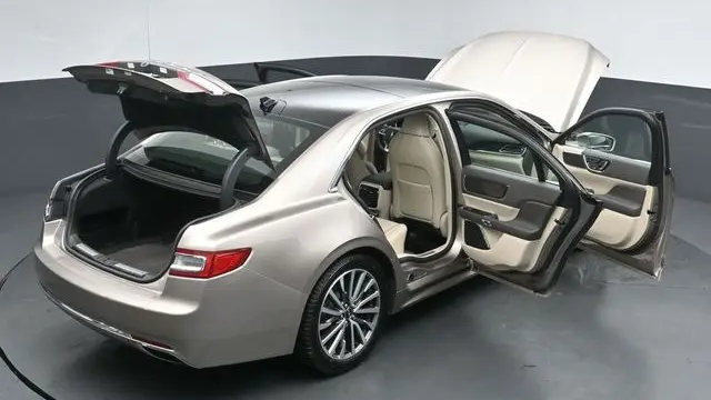 2019 Lincoln Continental Select