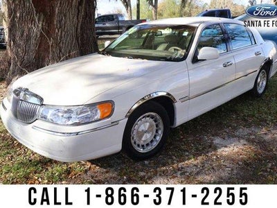 1998 Lincoln Town Car Executive 4DR Sedan