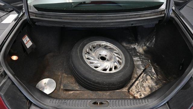 1998 Lincoln Continental Base