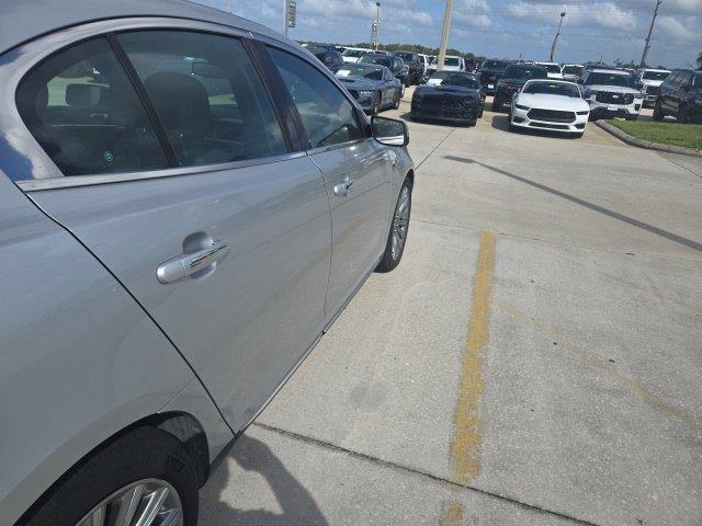 2015 Lincoln MKS - $12,995