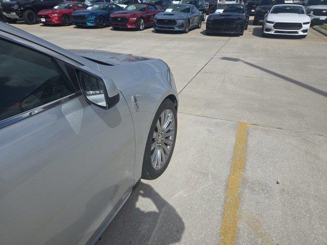 2015 Lincoln MKS - $12,995