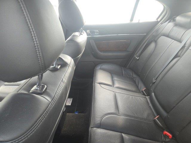 2015 Lincoln MKS - $12,995