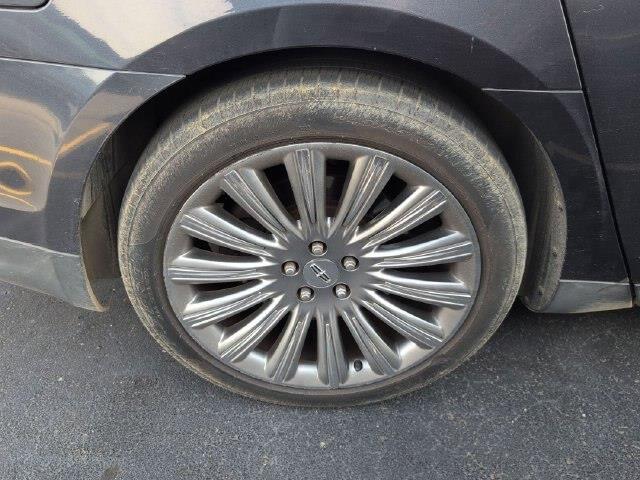 2014 Lincoln MKS - $8,949