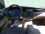 2006 Town Car Thumbnail 11