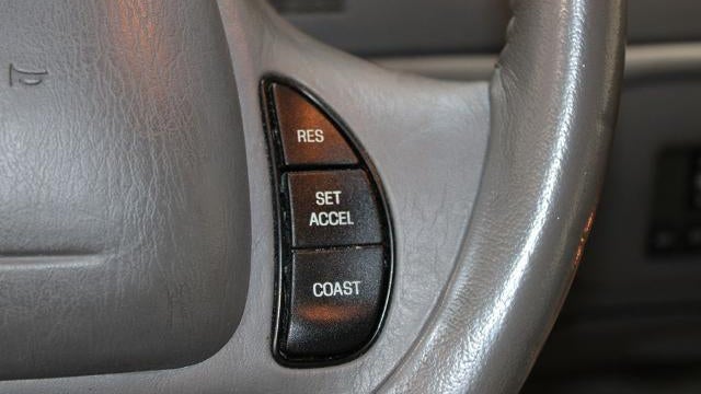 2002 Lincoln Town Car Executive