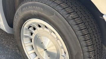 1999 Lincoln Town Car Executive