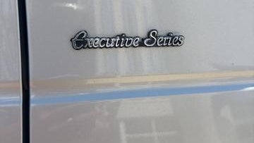 1999 Lincoln Town Car Executive
