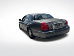 2004 Town Car Thumbnail 6