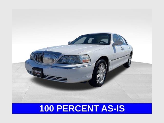 2007 Lincoln Town Car - $6,995
